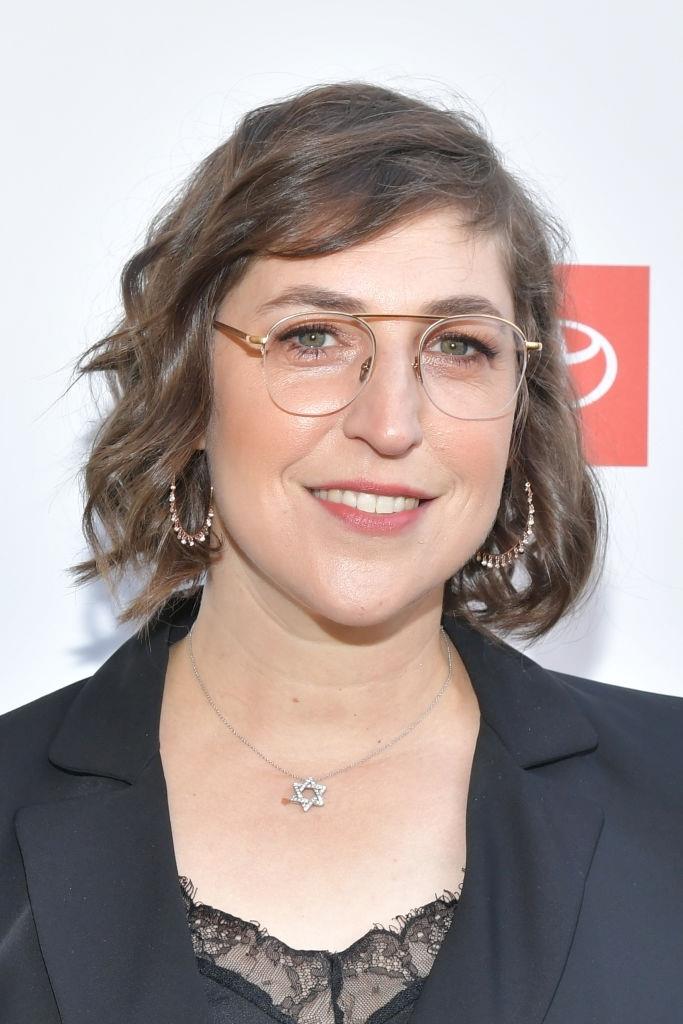 Mayim Bialik IQ Score - A Very Talented Hollywood actress