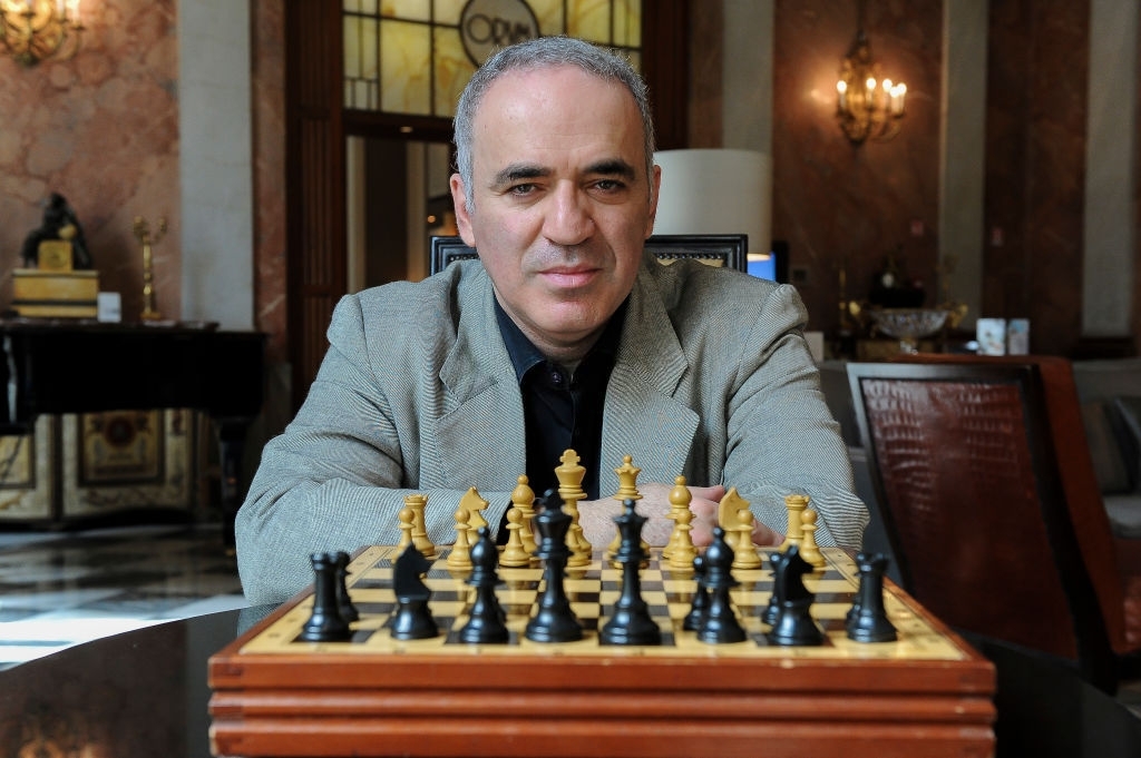 194 IQ score: Meaning and Garry Kasparov - Chess grandmaster